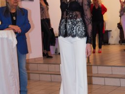 Fashion Show in der Contemplor Galerie Wien am 16. 03. 2024